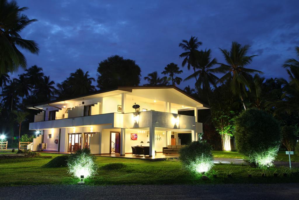 Oreeka - Katunayake Airport Transit Hotels Dış mekan fotoğraf