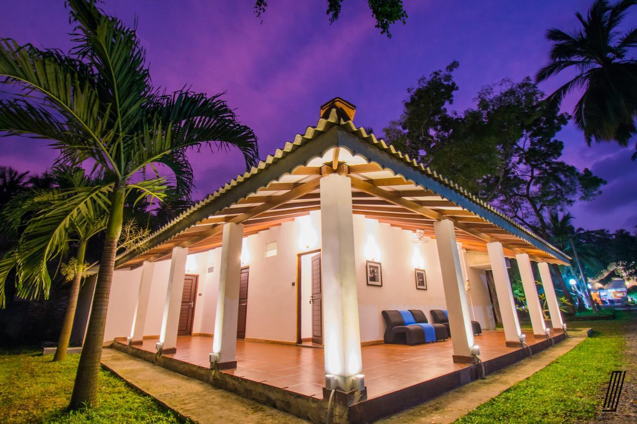 Oreeka - Katunayake Airport Transit Hotels Dış mekan fotoğraf