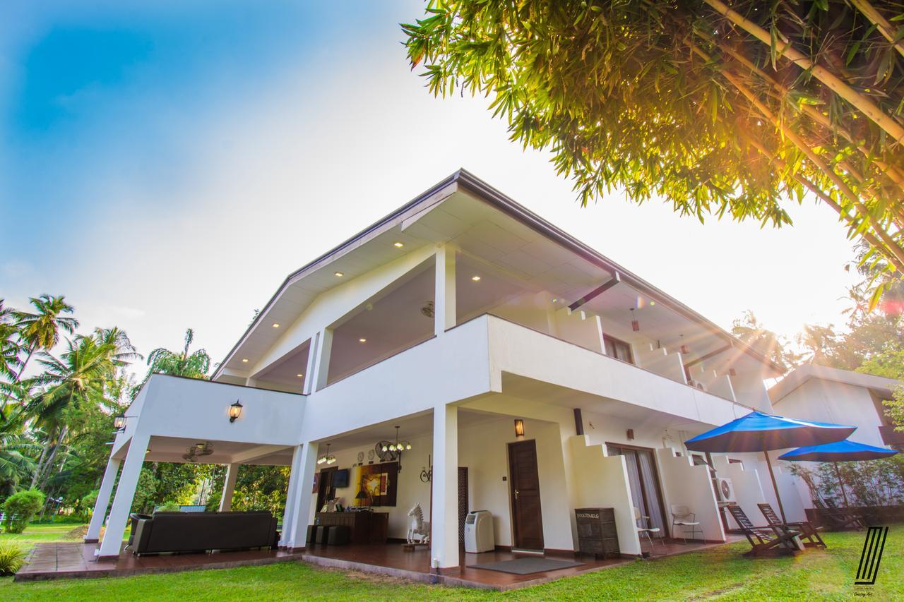 Oreeka - Katunayake Airport Transit Hotels Dış mekan fotoğraf