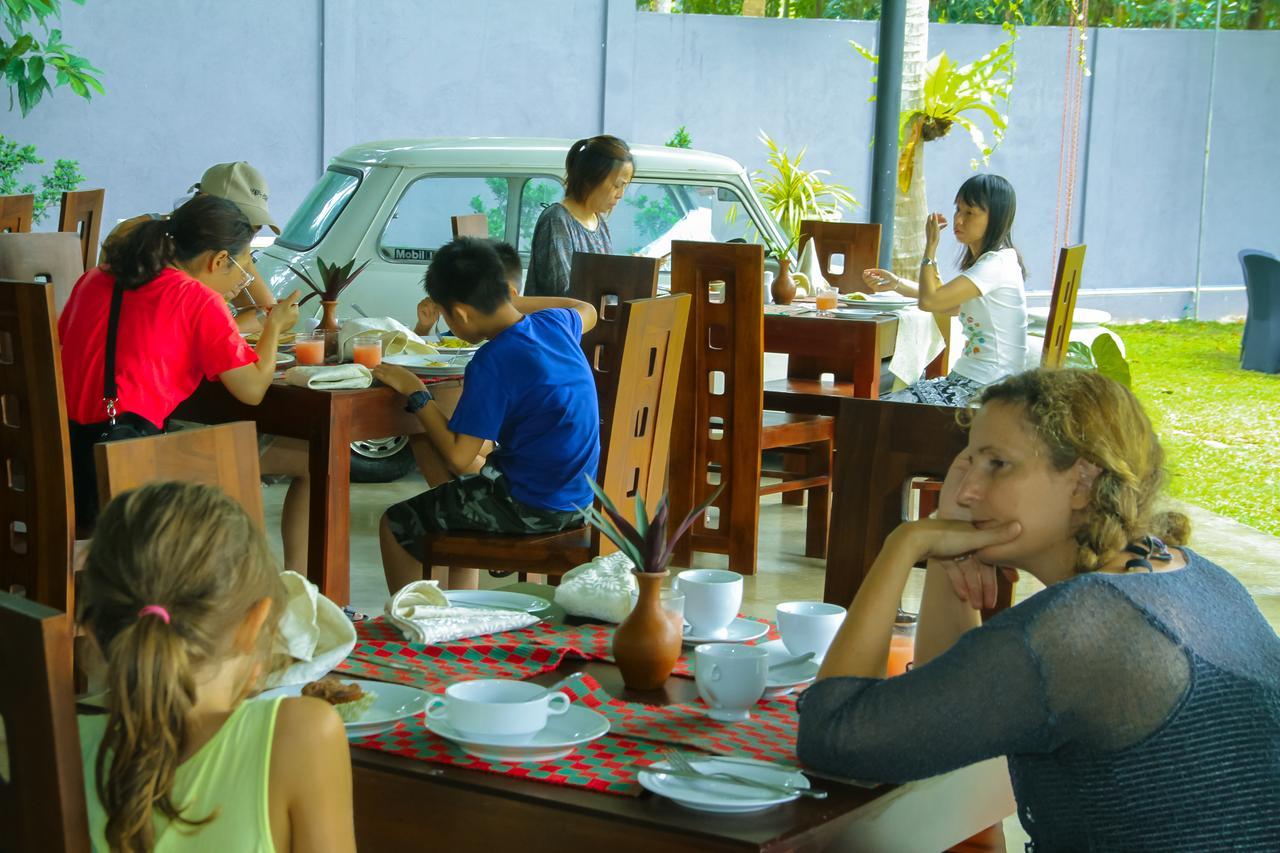 Oreeka - Katunayake Airport Transit Hotels Dış mekan fotoğraf