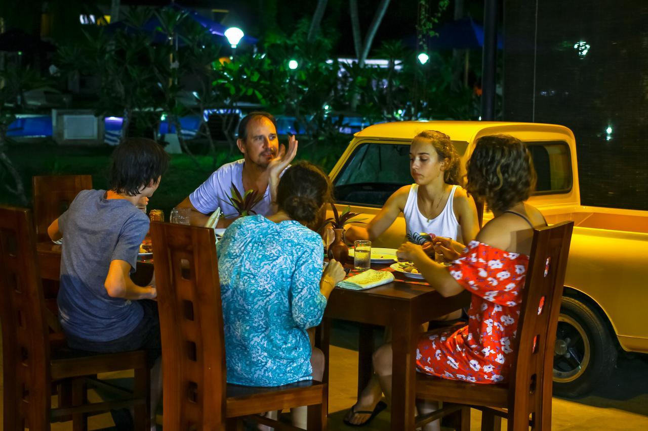 Oreeka - Katunayake Airport Transit Hotels Dış mekan fotoğraf