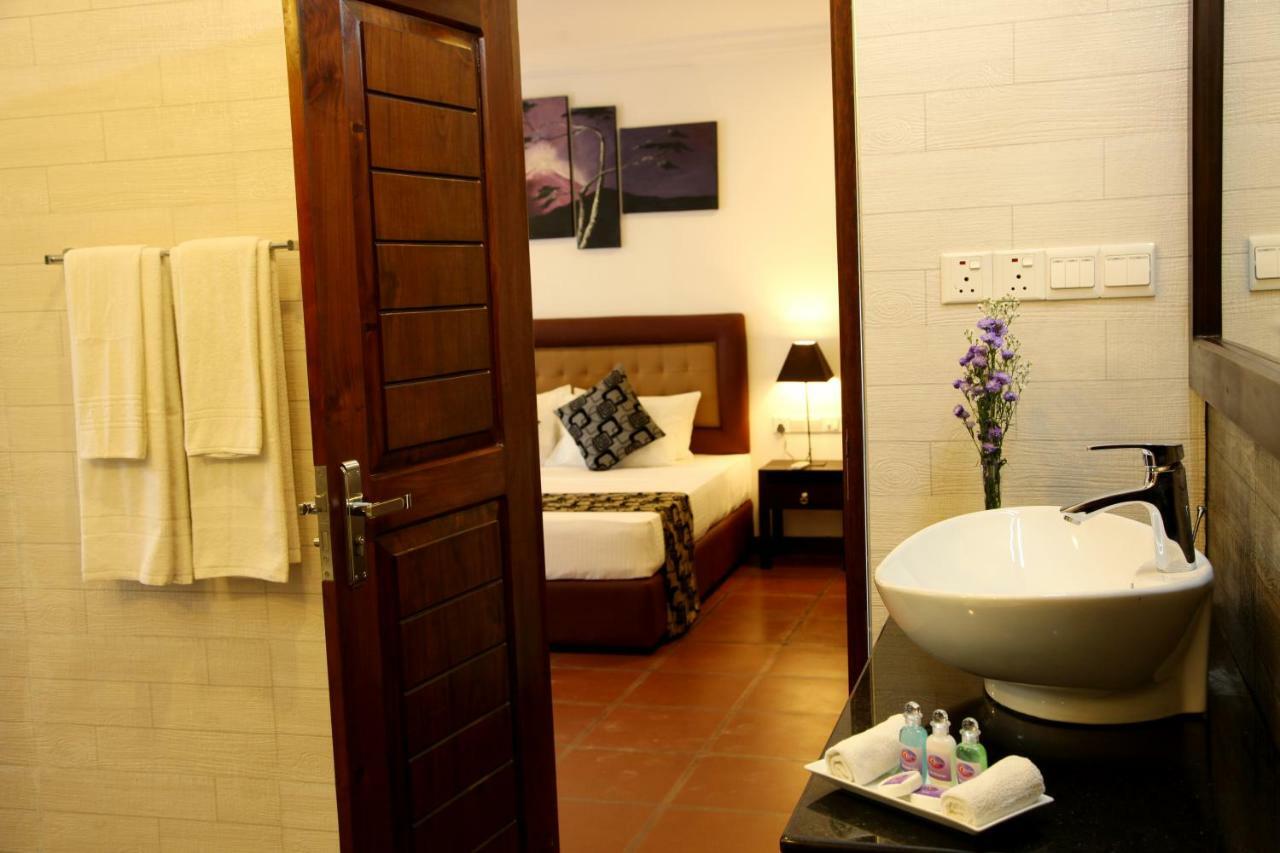 Oreeka - Katunayake Airport Transit Hotels Dış mekan fotoğraf